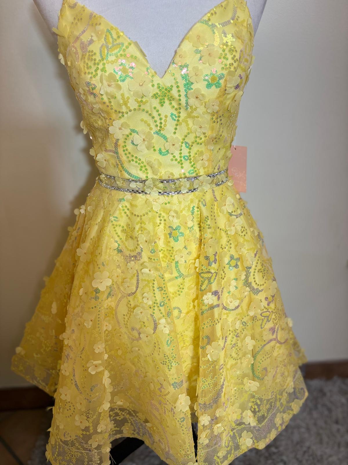 Short dress